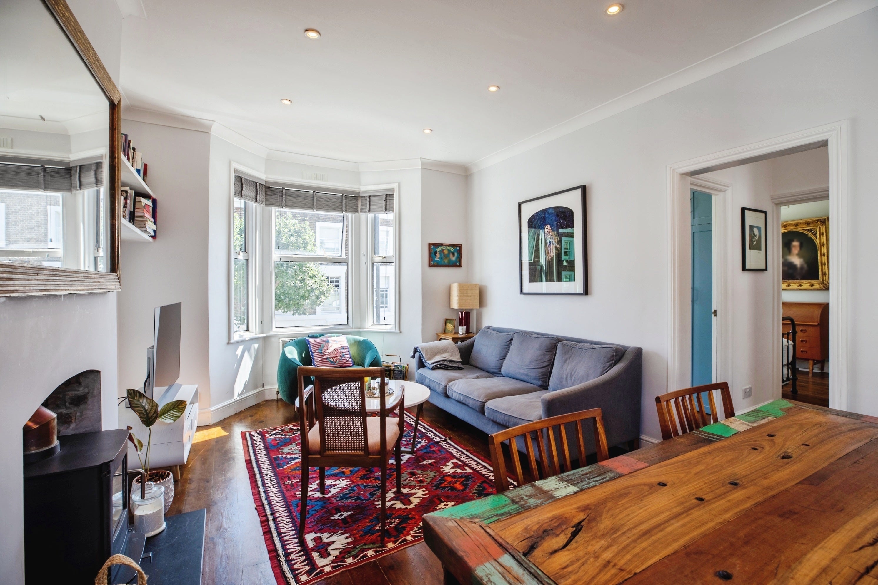 Flat Elm Park in Greater London