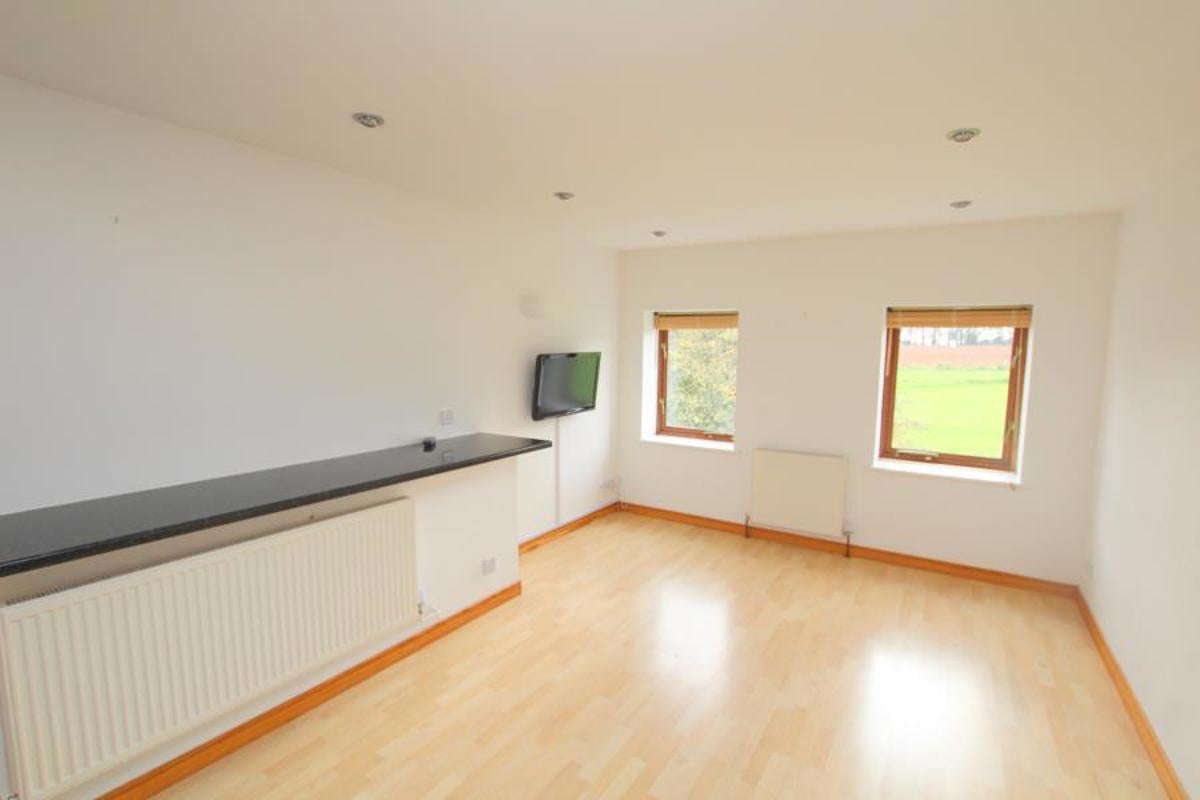 Flat Portbury Lane in Portbury