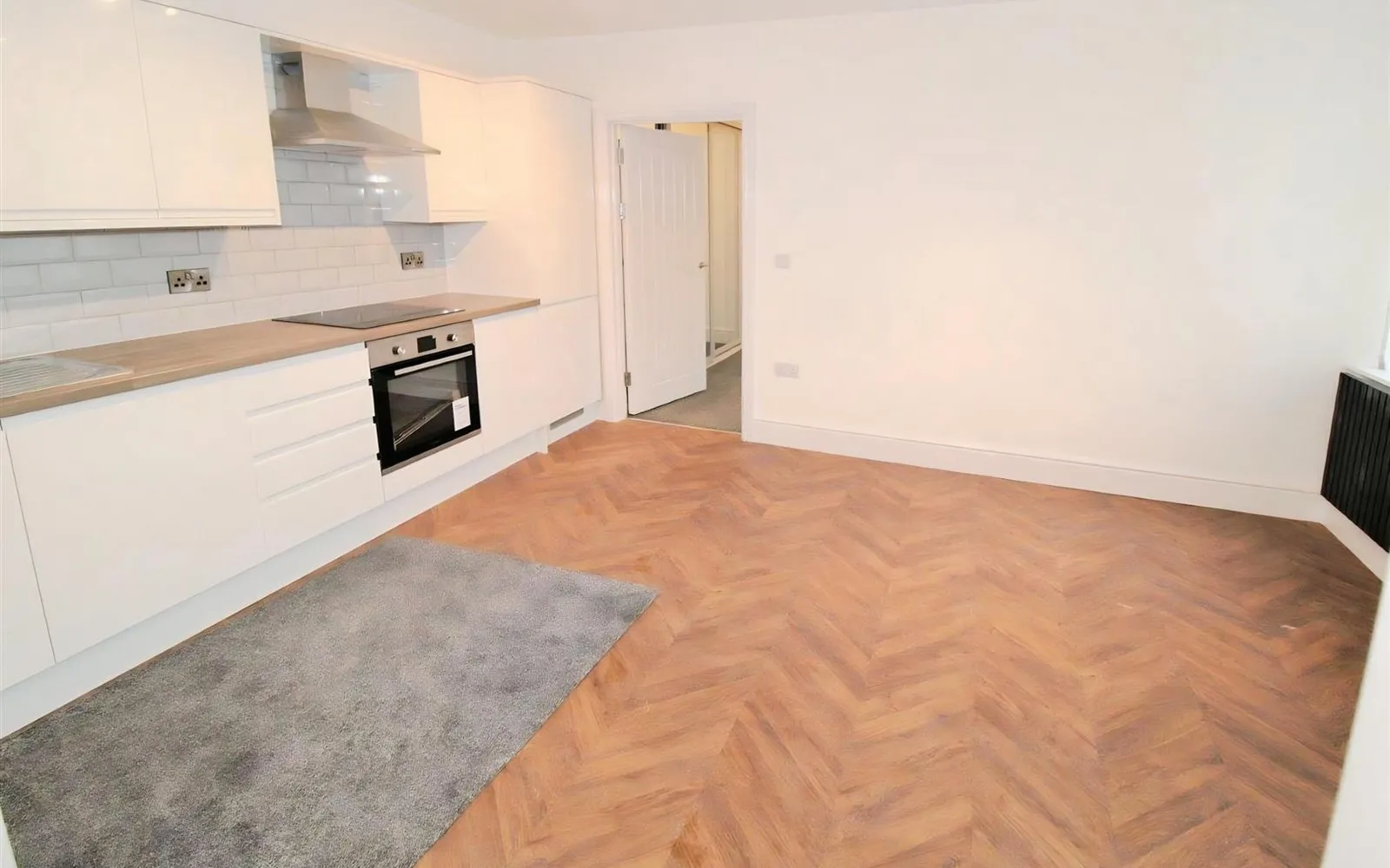 Flat Wells Street in Rugby