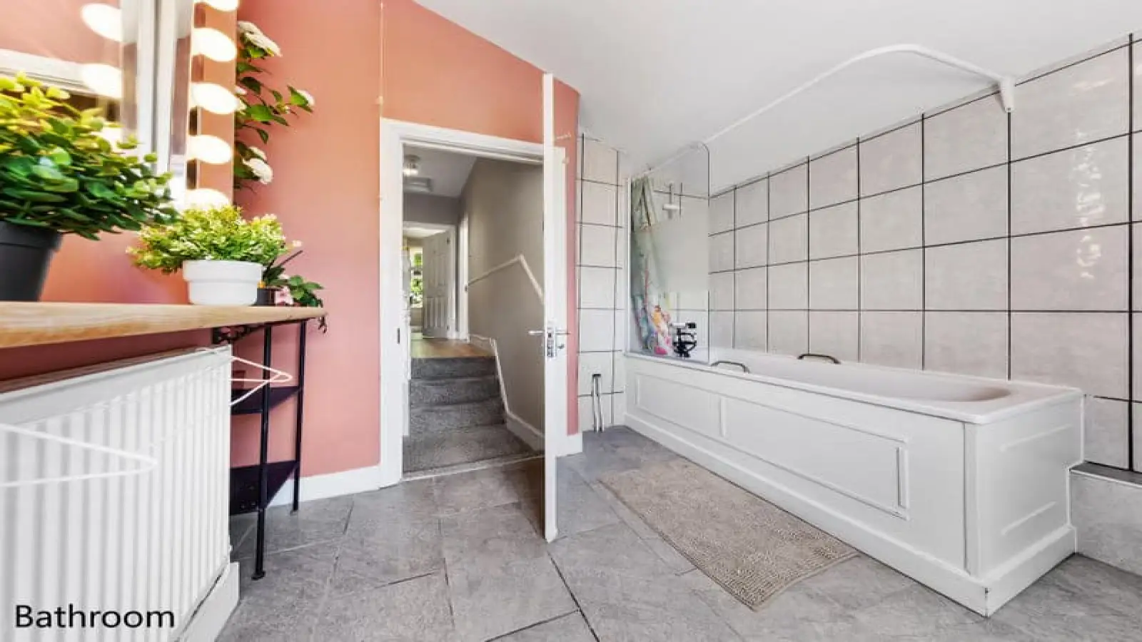 Room Morley Road in Greater London