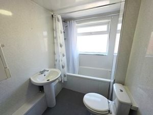 Flat Albert Avenue in North Tyneside