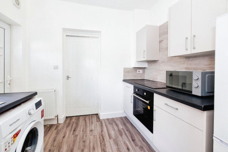 Flat Saltwell Place in Gateshead