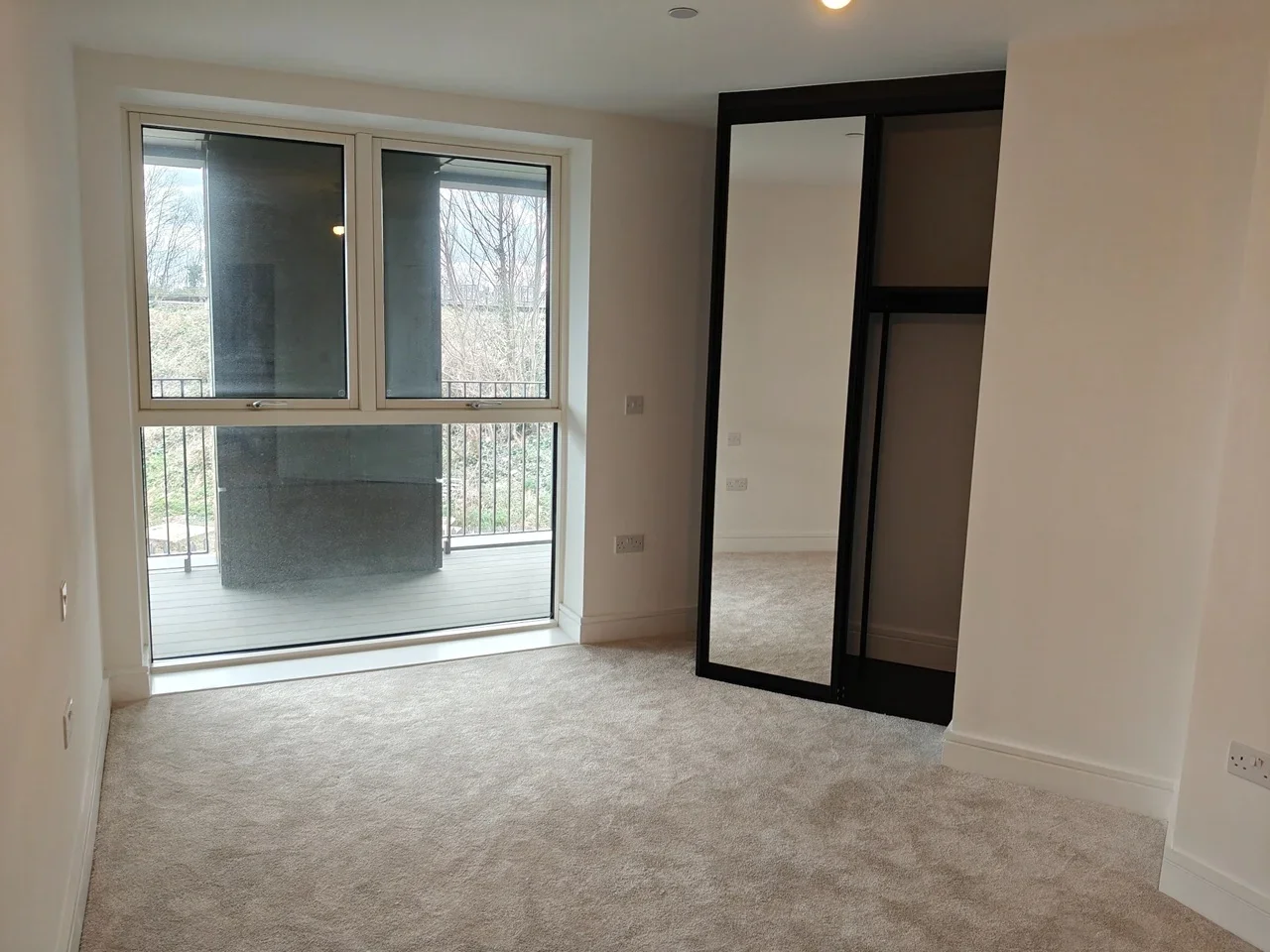 Room Silver Road in Greater London