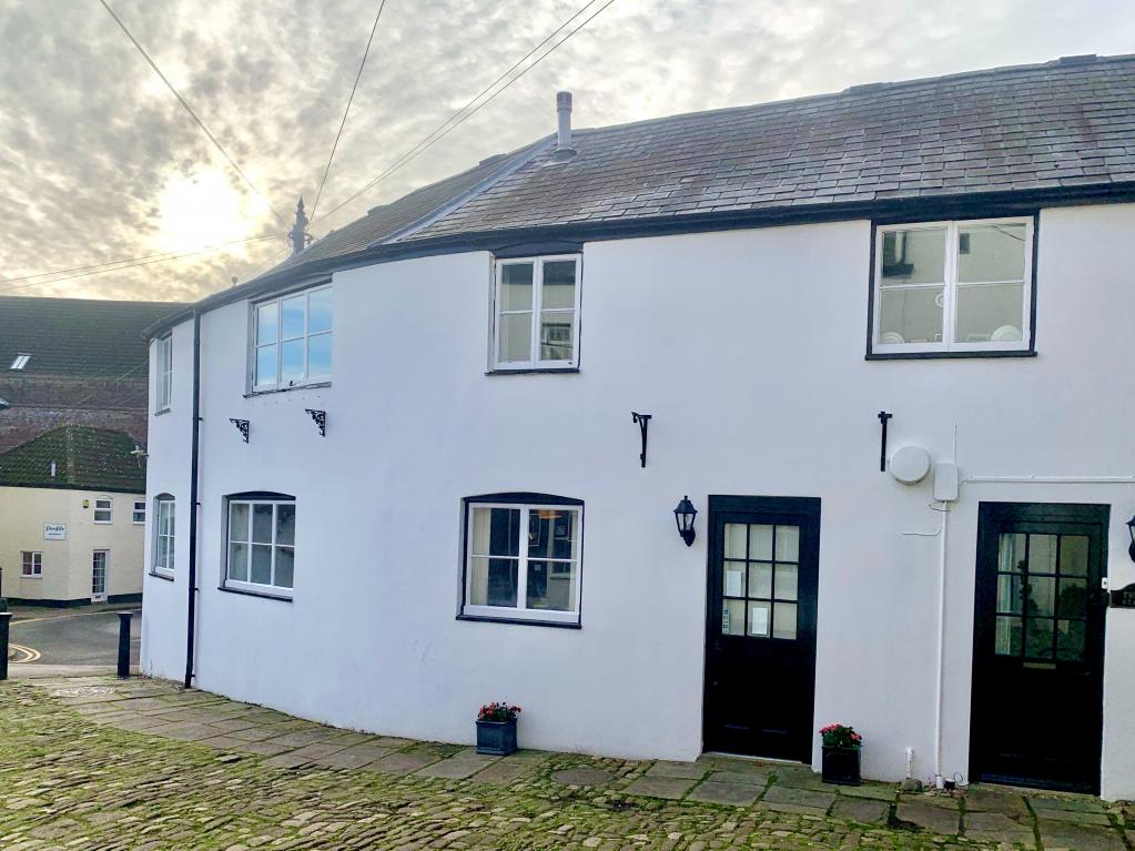 Flat Agincourt Square in Monmouth