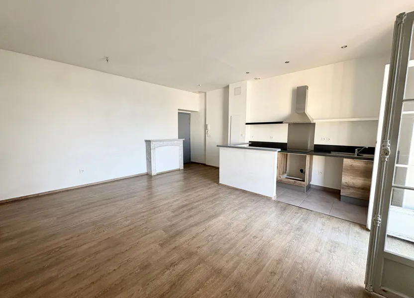 Flat Avenue Georges Clemenceau in Nice
