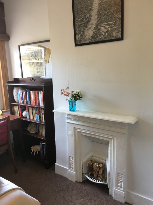 Room Tweed Mouth Road in Greater London