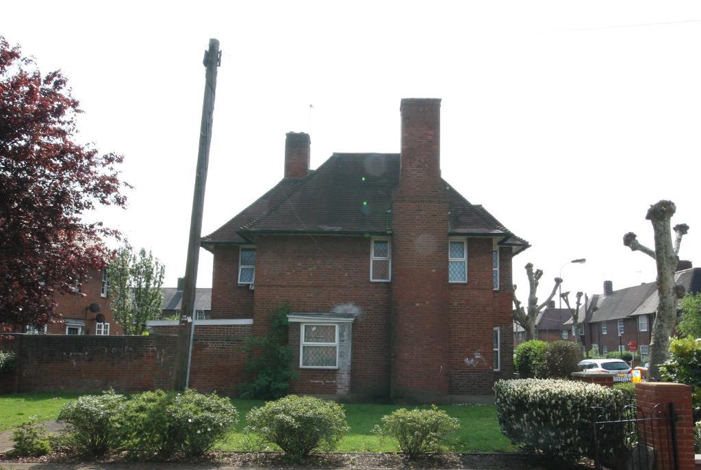 House Wulfstan Street in Greater London