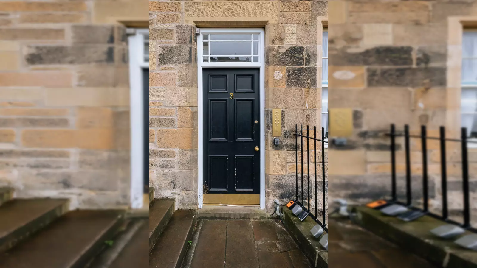 Flat Esplanade in City of Edinburgh