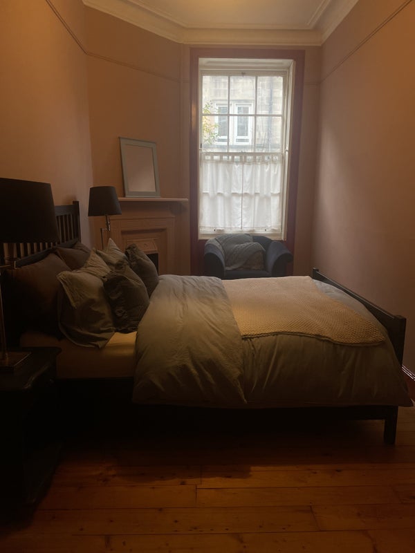 Room Lorne Street in City of Edinburgh