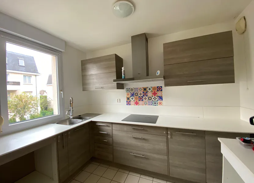 Appartement Rue de la Noyeraie à Pontault-Combault
