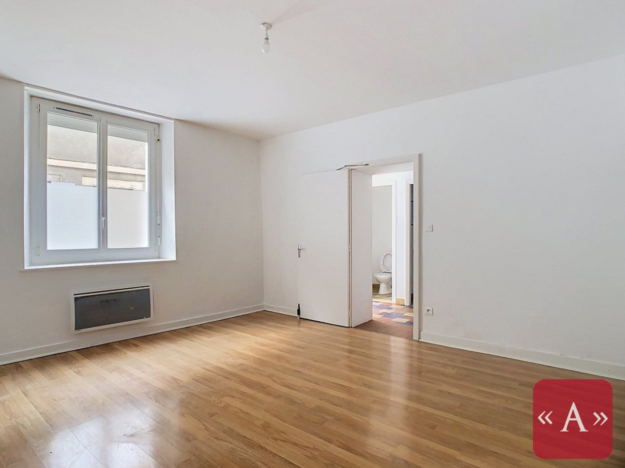 House Route de Garrigues in Saint-Sulpice-la-Pointe
