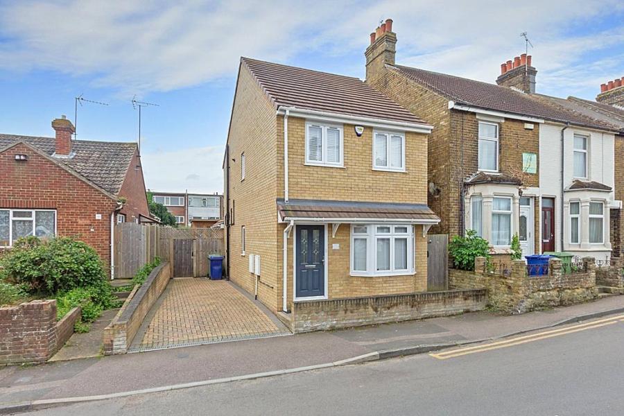 House Tonge Road in Borough of Swale