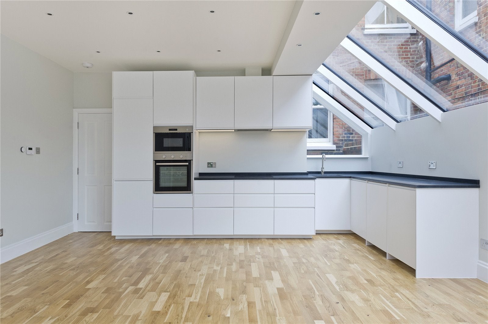 Flat St Helens Gardens in Greater London