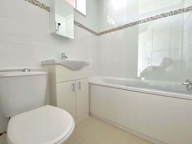Flat Gough Walk in Greater London