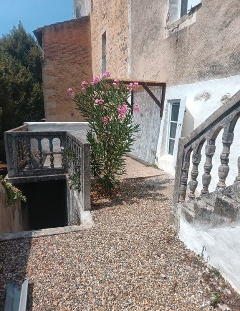 Flat Rue des Treilles in Libourne