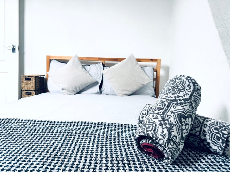 Room Westwood Road in Staffordshire Moorlands