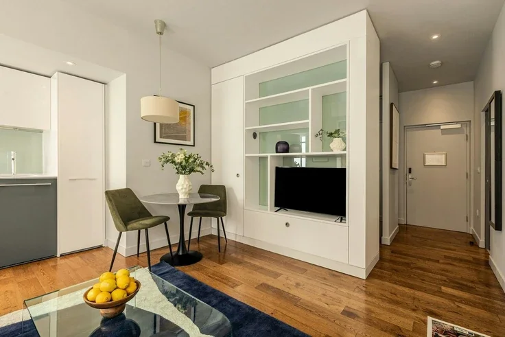 Flat Steward Street in Greater London