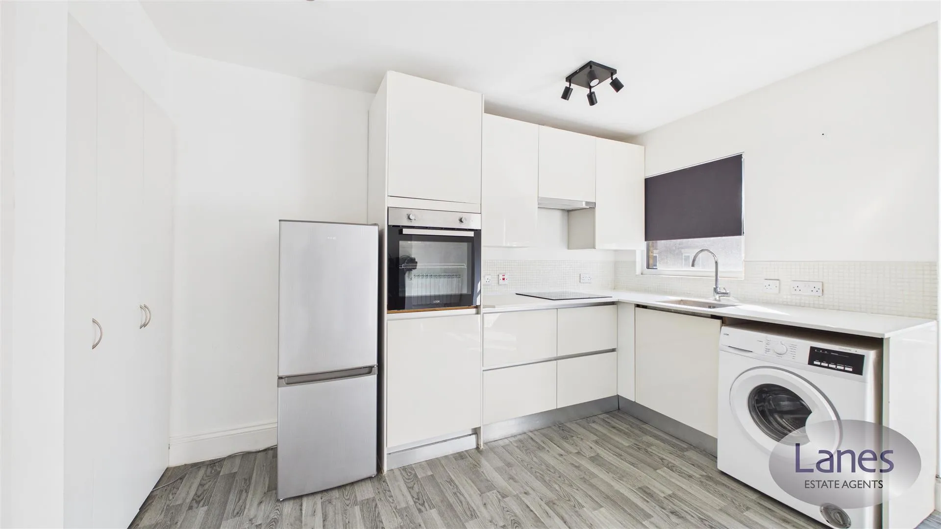 Flat Turners Hill in Cheshunt