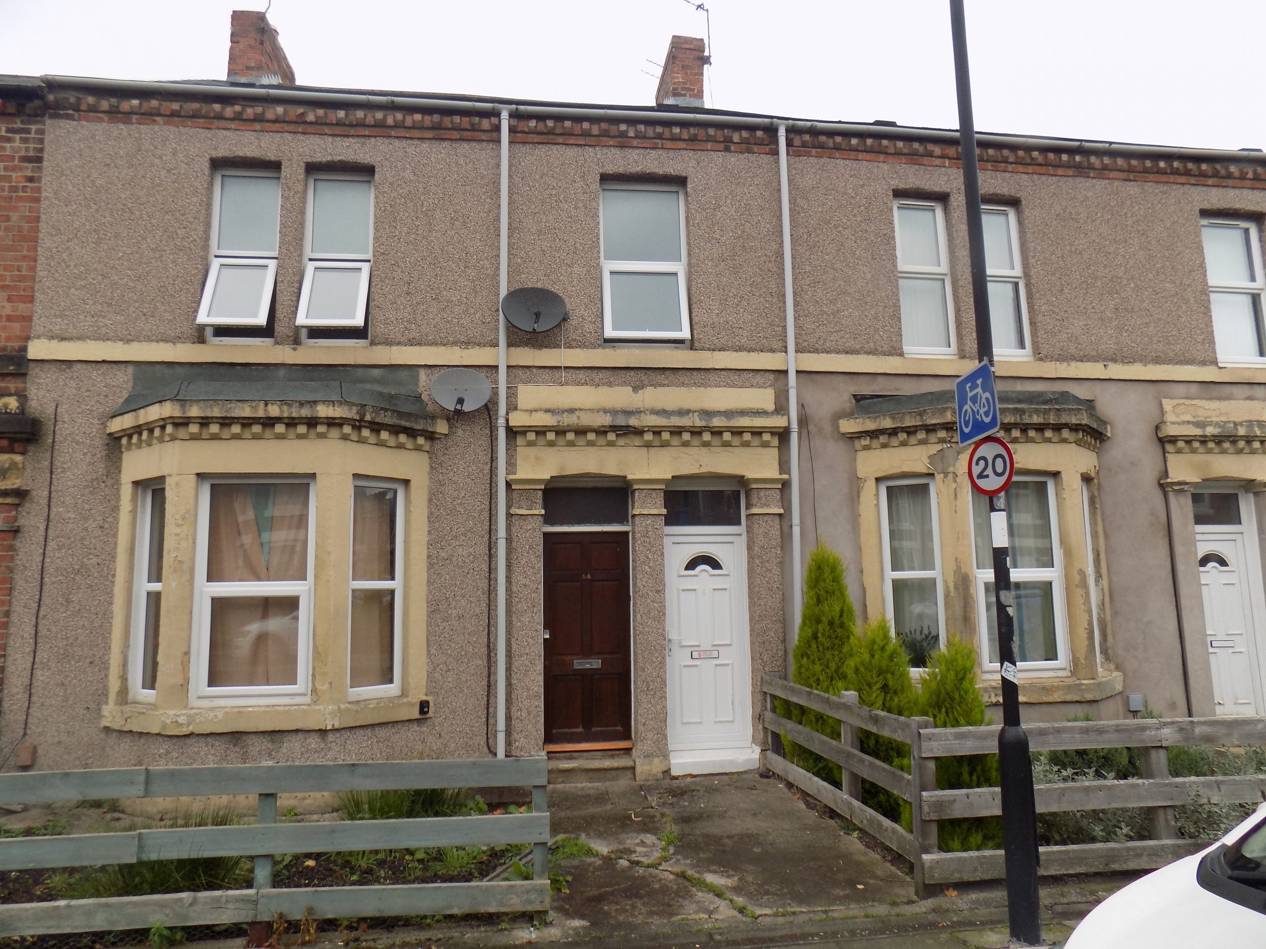 Flat Mowbray Street in Newcastle upon Tyne