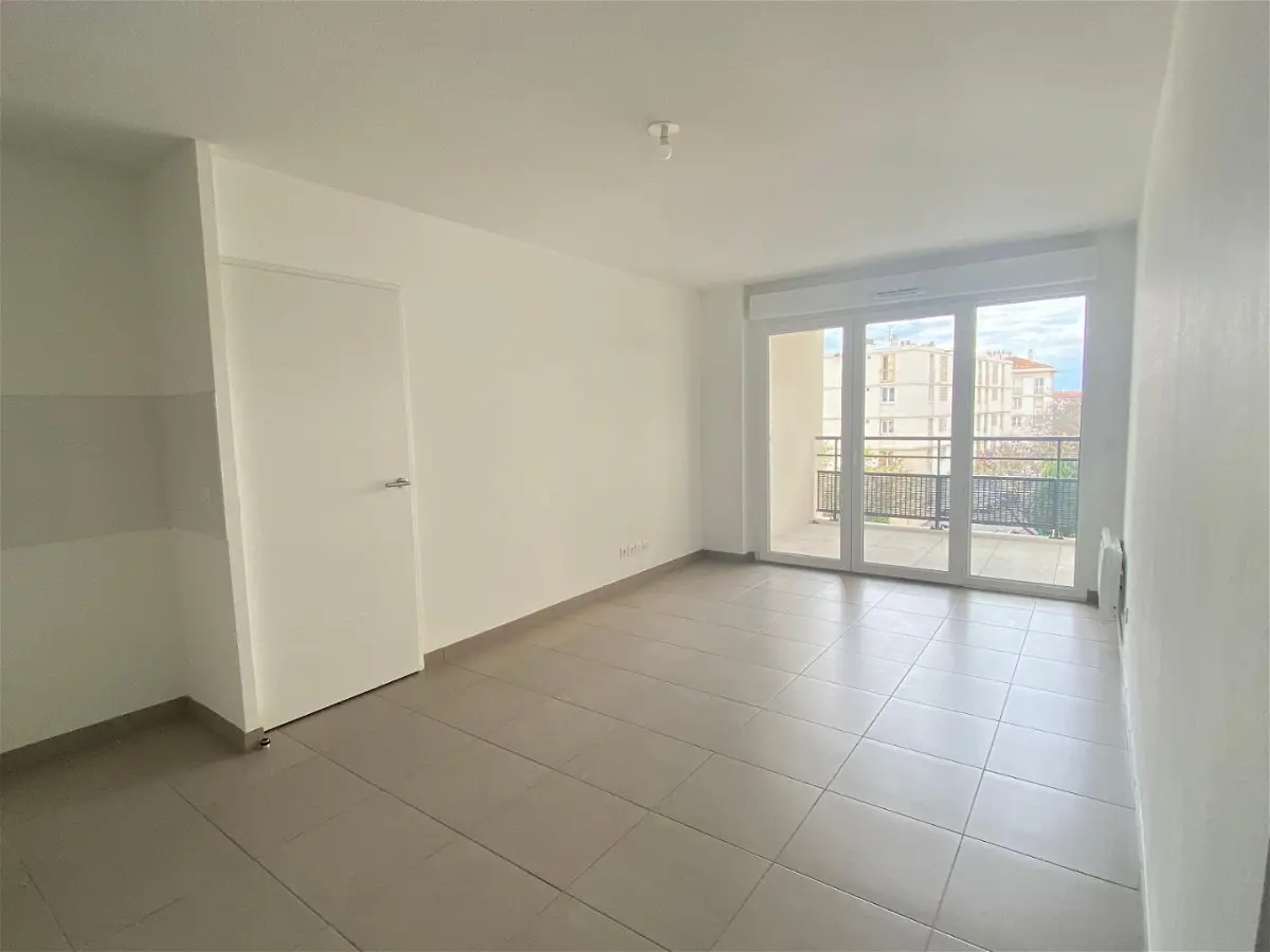 Flat Boulevard du Commandeur in Marseille