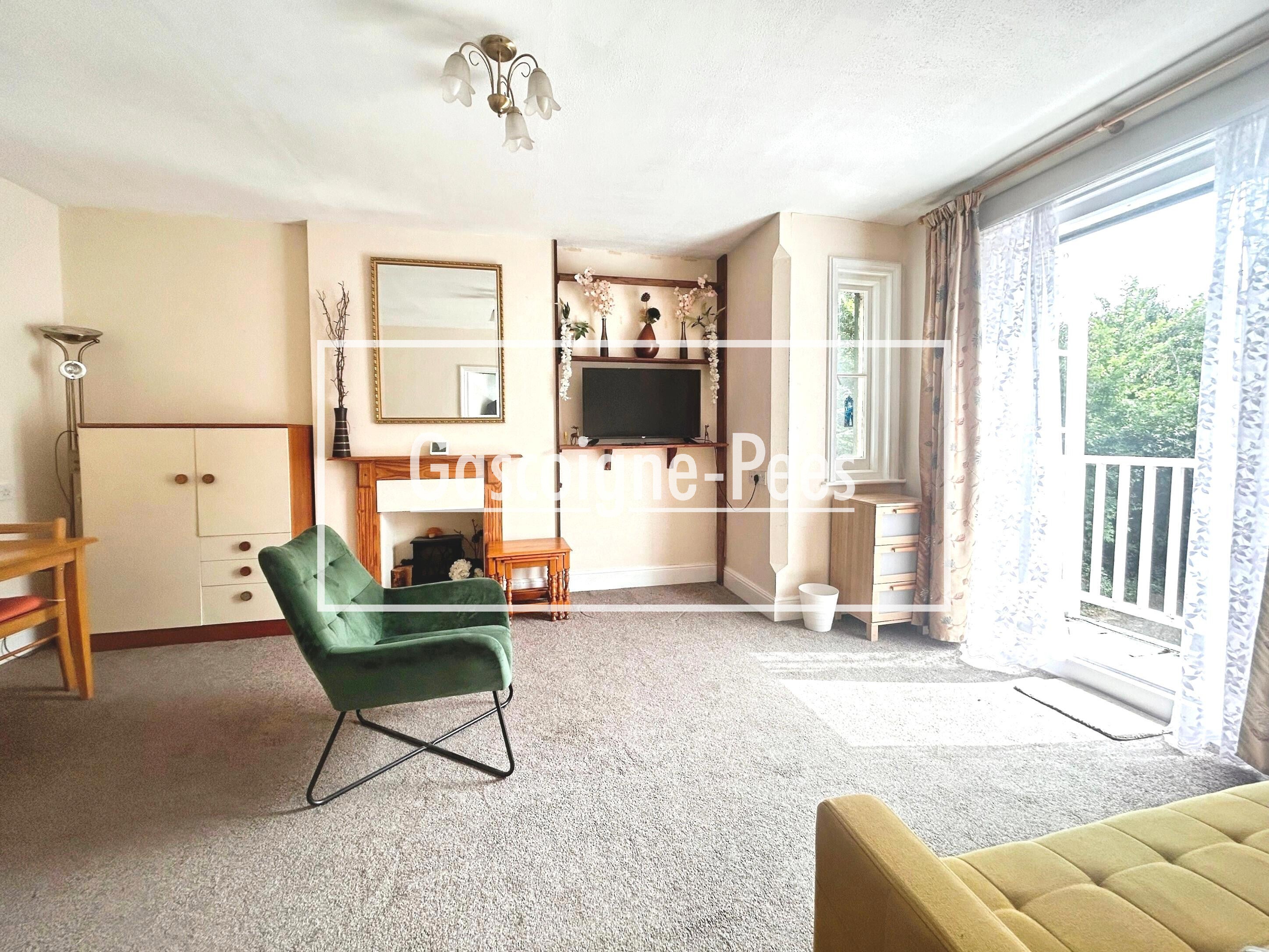 Flat Copland Close in Basingstoke and Deane