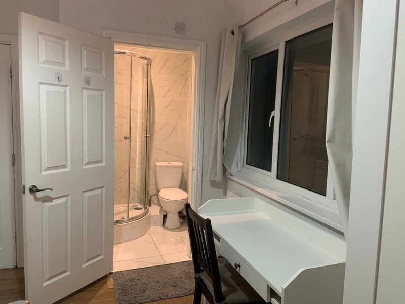 Room The Mount in Greater London