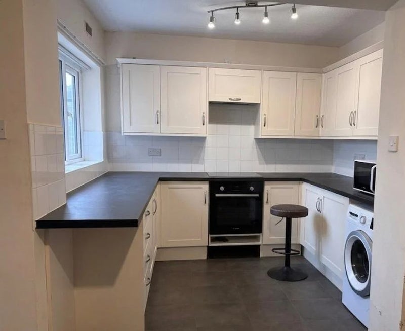 Room John Street in Newcastle-under-Lyme
