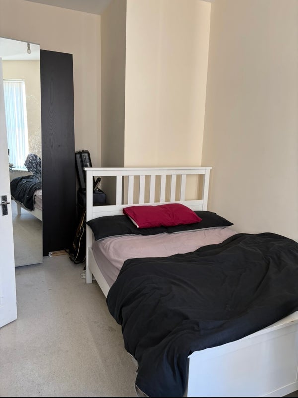 Room Knyveton Road in Bournemouth