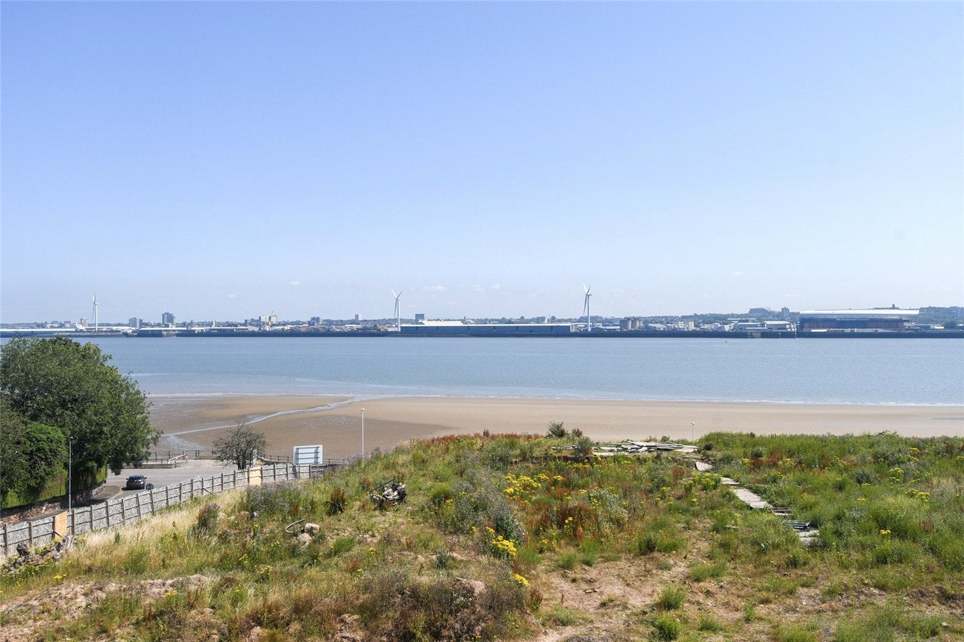 Flat Blenheim Road in Wallasey