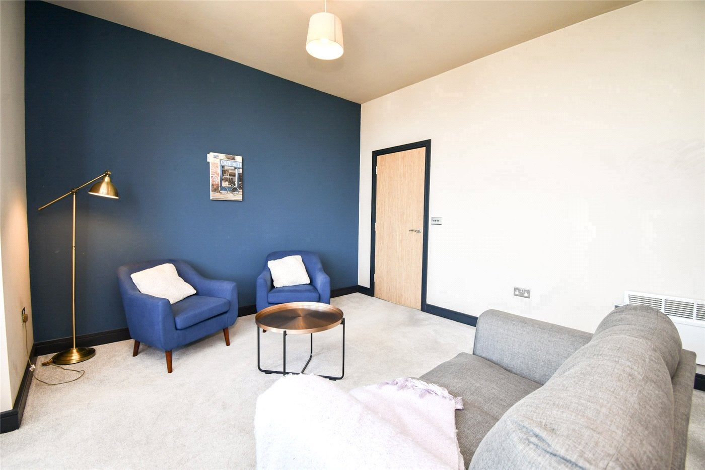 Flat Blenheim Road in Wallasey