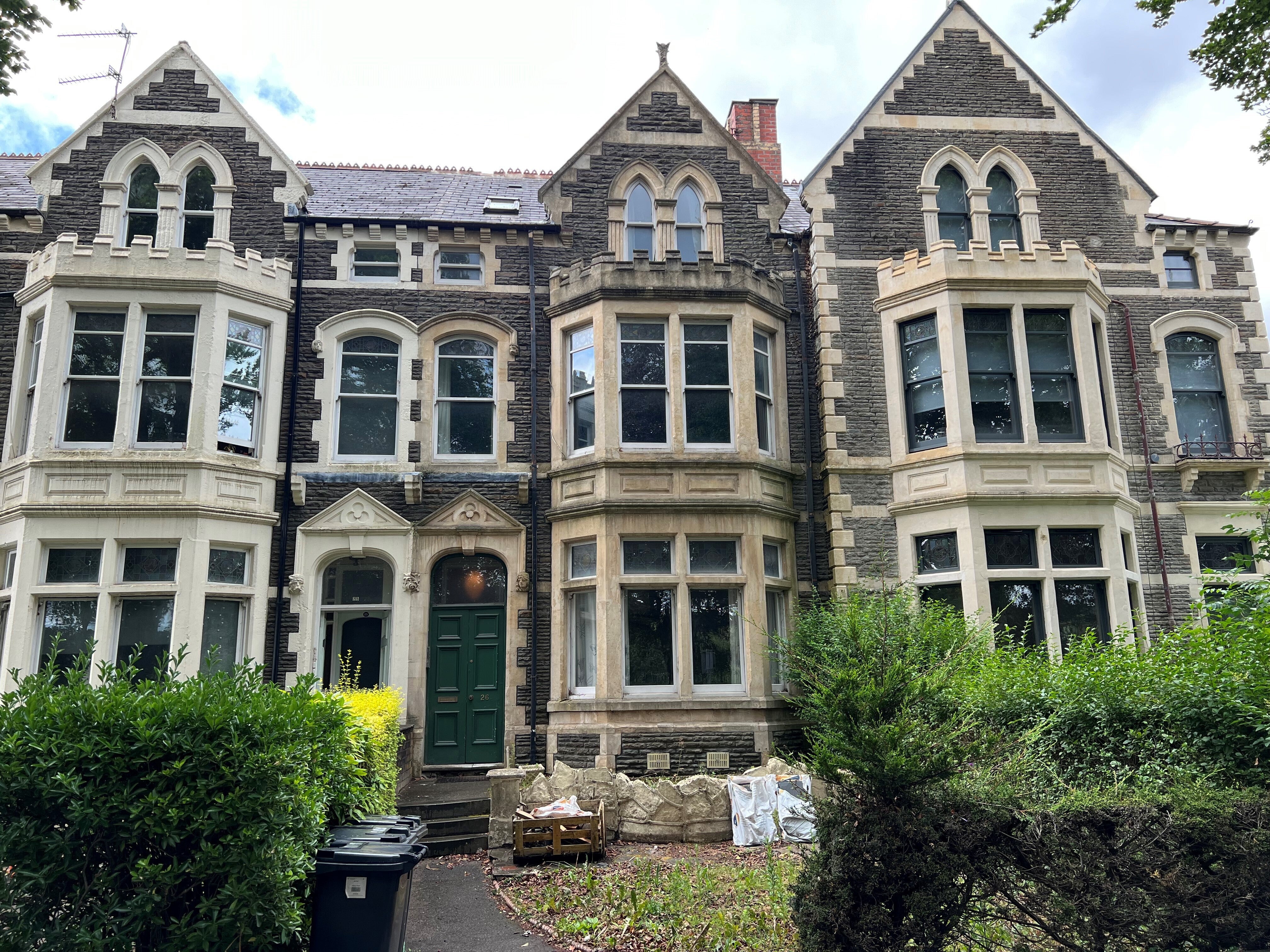 Flat Ninian Road in Cardiff