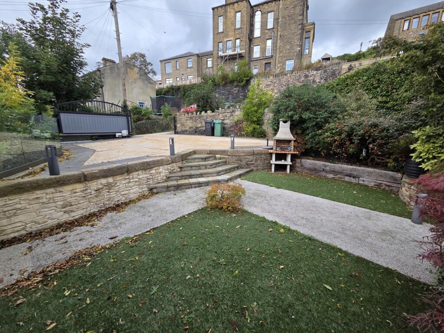 House Carr Top Lane in Kirklees