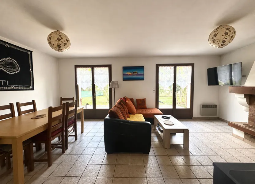 House Route des Mottes in Saubrigues