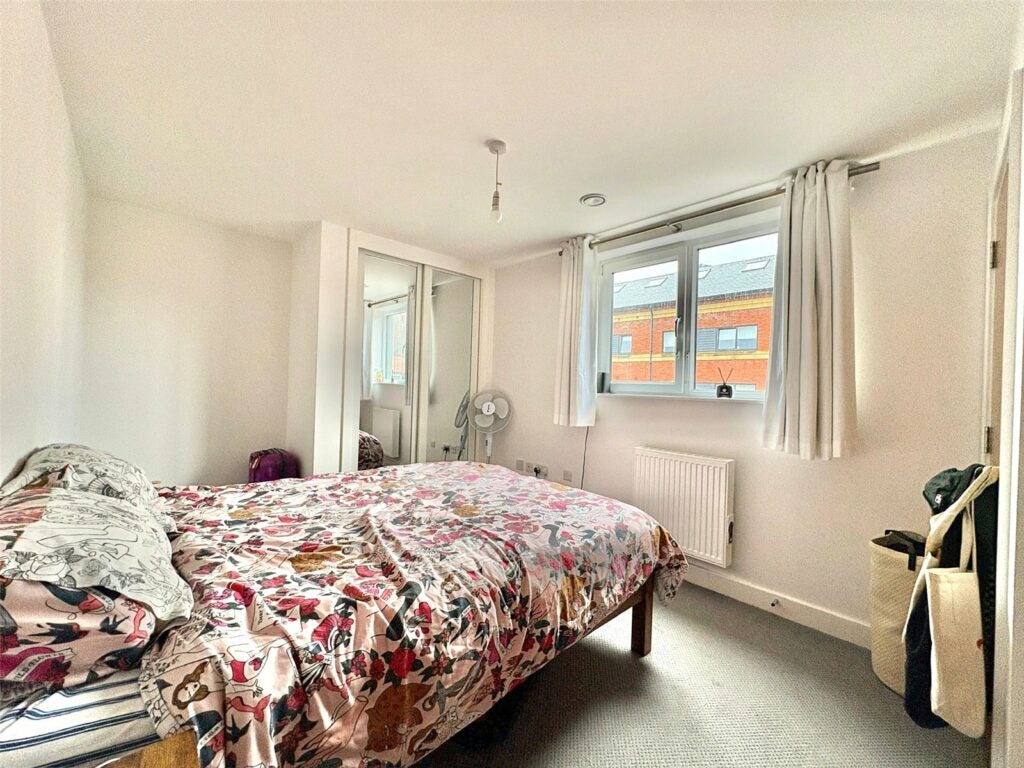 Flat Doman Road in Surrey Heath