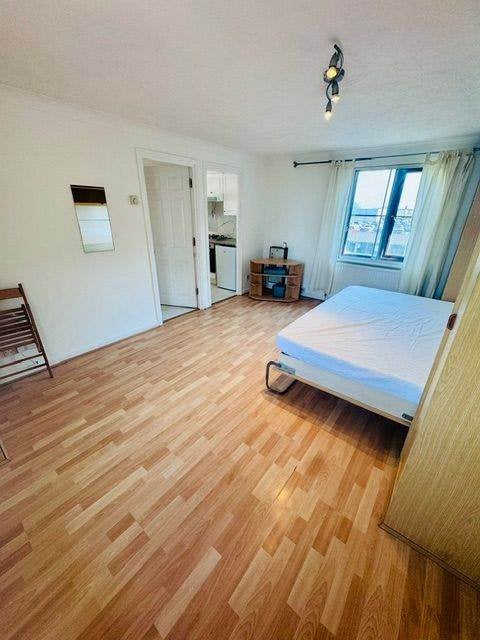 Flat David Close in Greater London