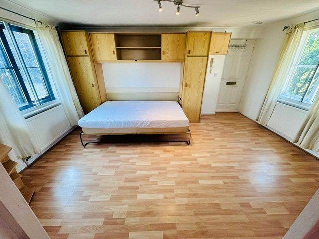 Flat David Close in Greater London