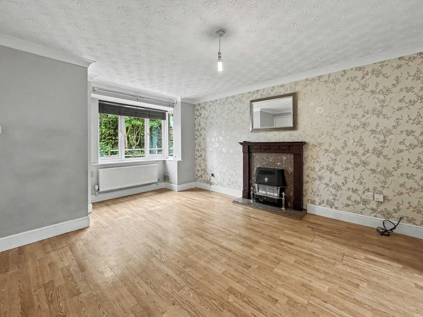 House Beacon Close in Huntingdonshire
