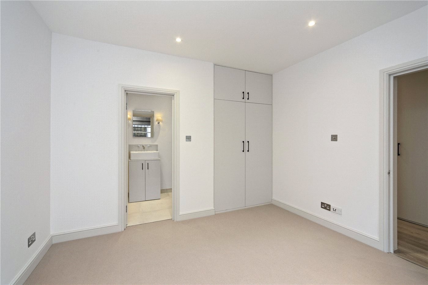 Flat Gunterstone Road in Greater London