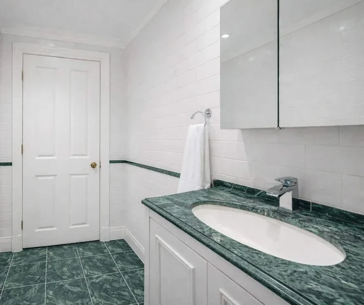 Flat Lower Belgrave Street in City of Westminster