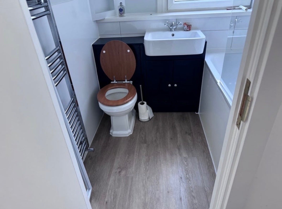 Room Cambalt Road in Greater London