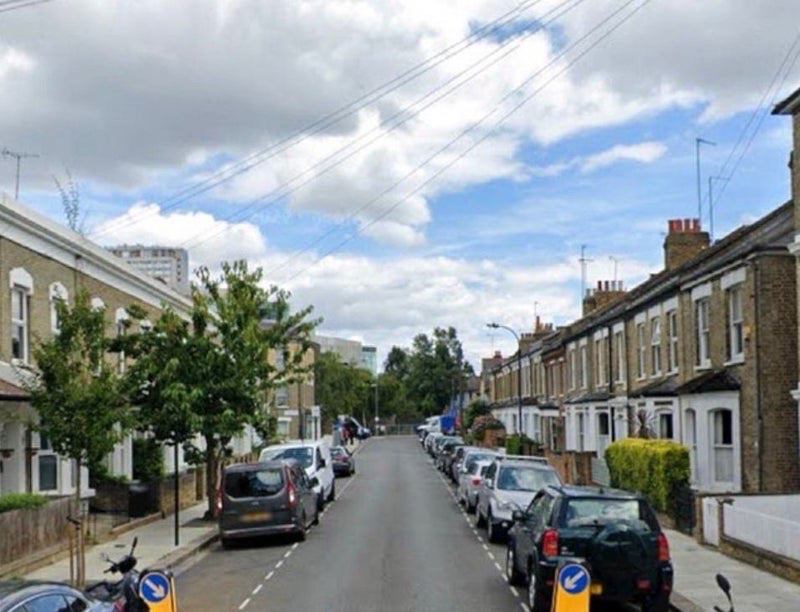 Room Sterne Street in Greater London