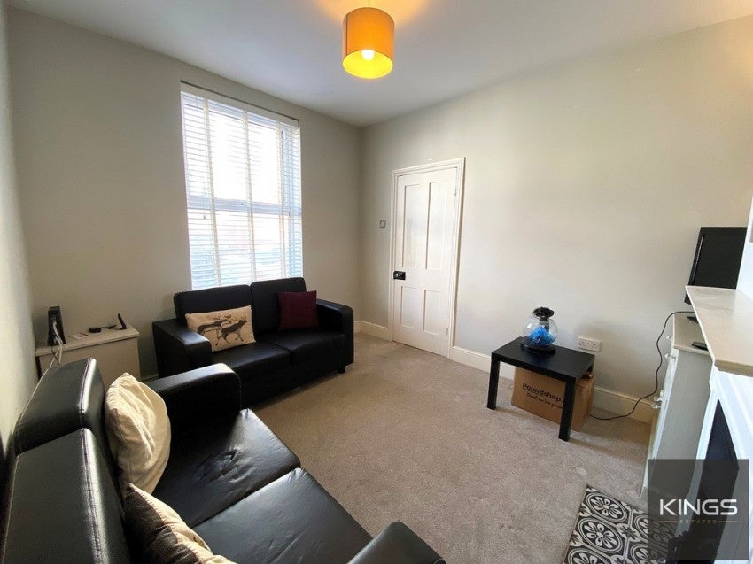 Flat Lowcay Road in Portsmouth