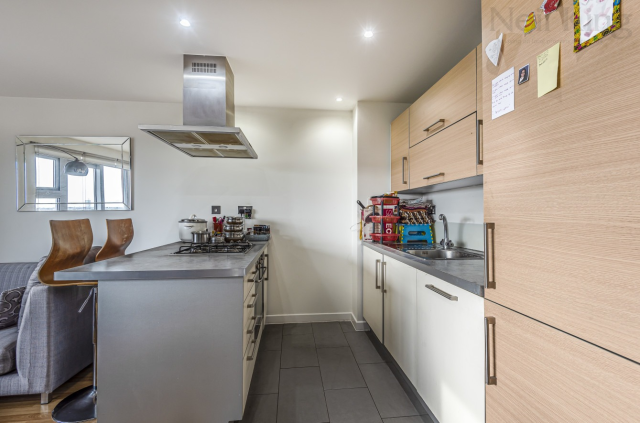 Flat Queen Mary Avenue in Greater London