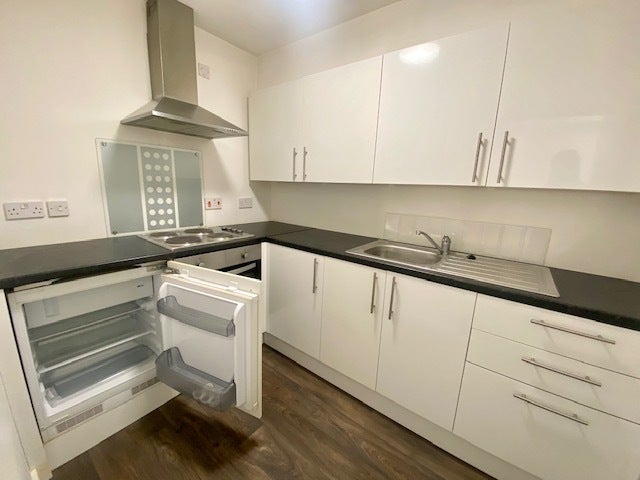 Flat Oxley Street in Wolverhampton