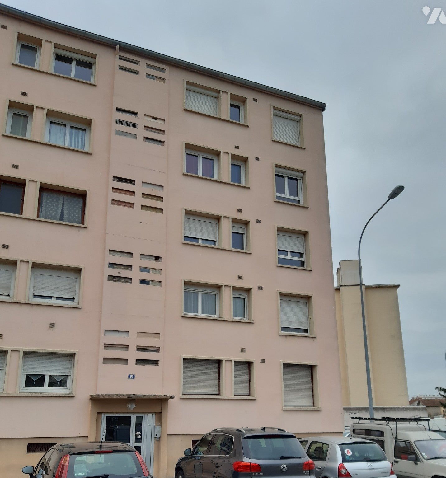 Flat Rue Guillaume Apollinaire in Chalon-sur-Saône