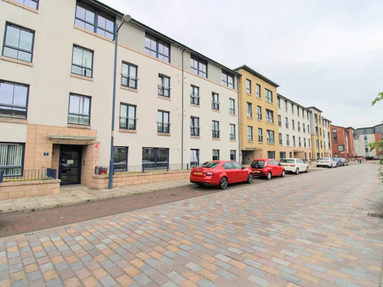 Flat Carfrae Street in Glasgow