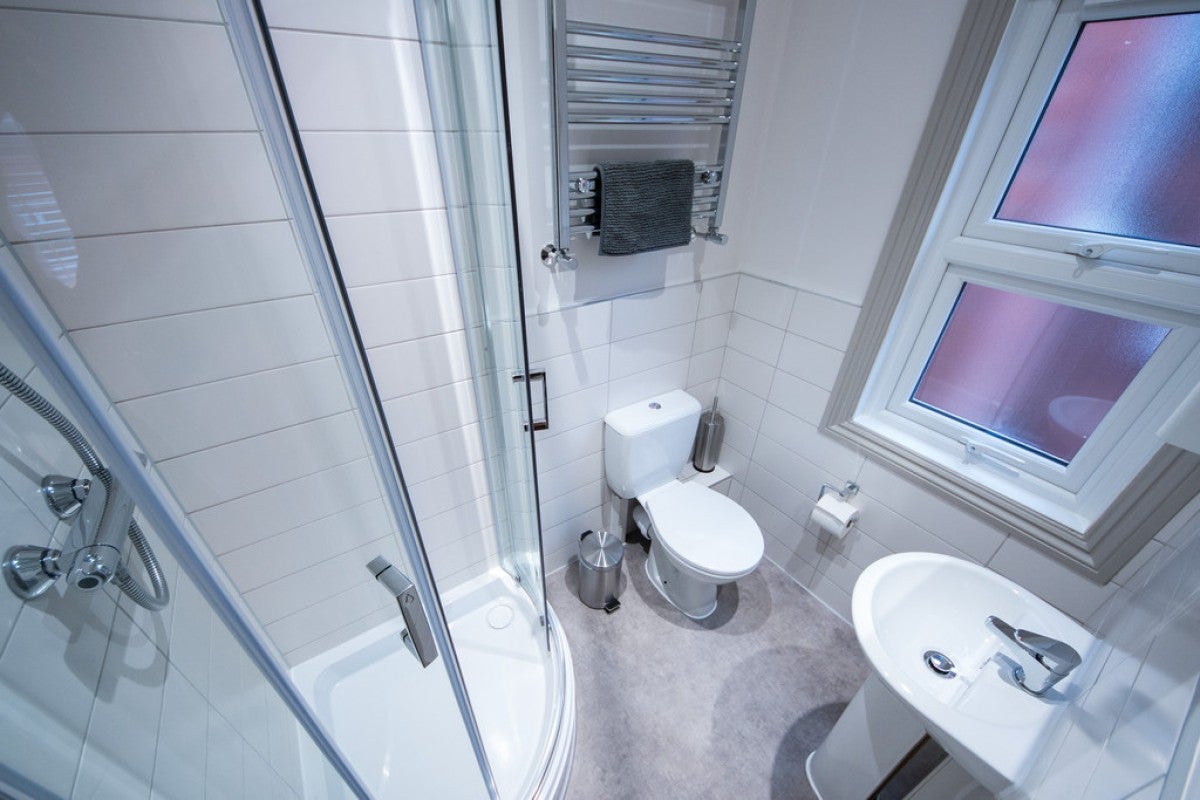 Flat Wokingham Road in Reading