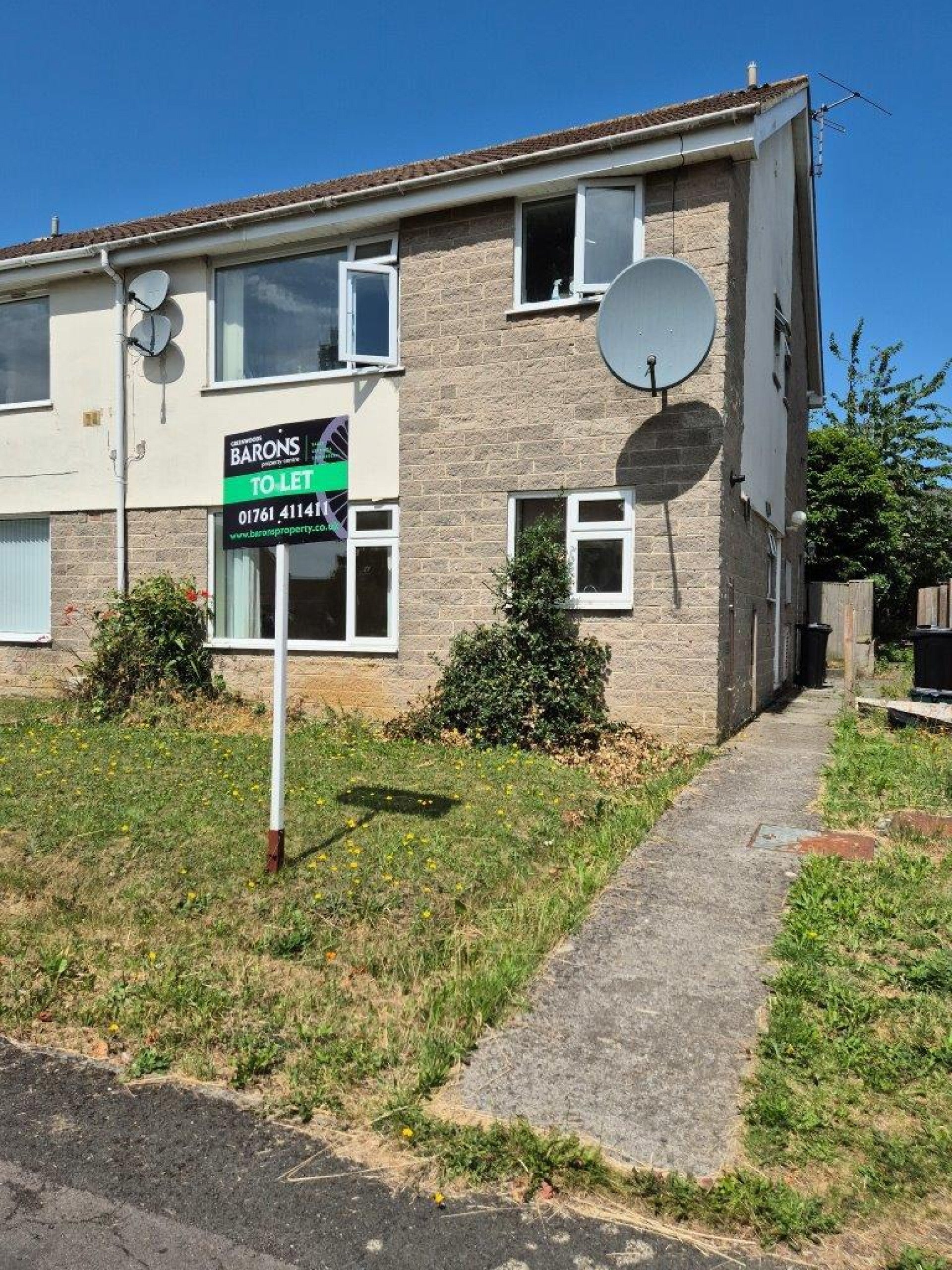 Flat First Avenue in Radstock