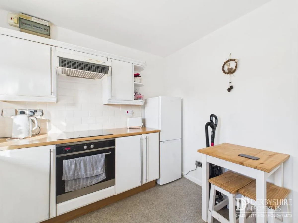 Flat School Close in Bolsover