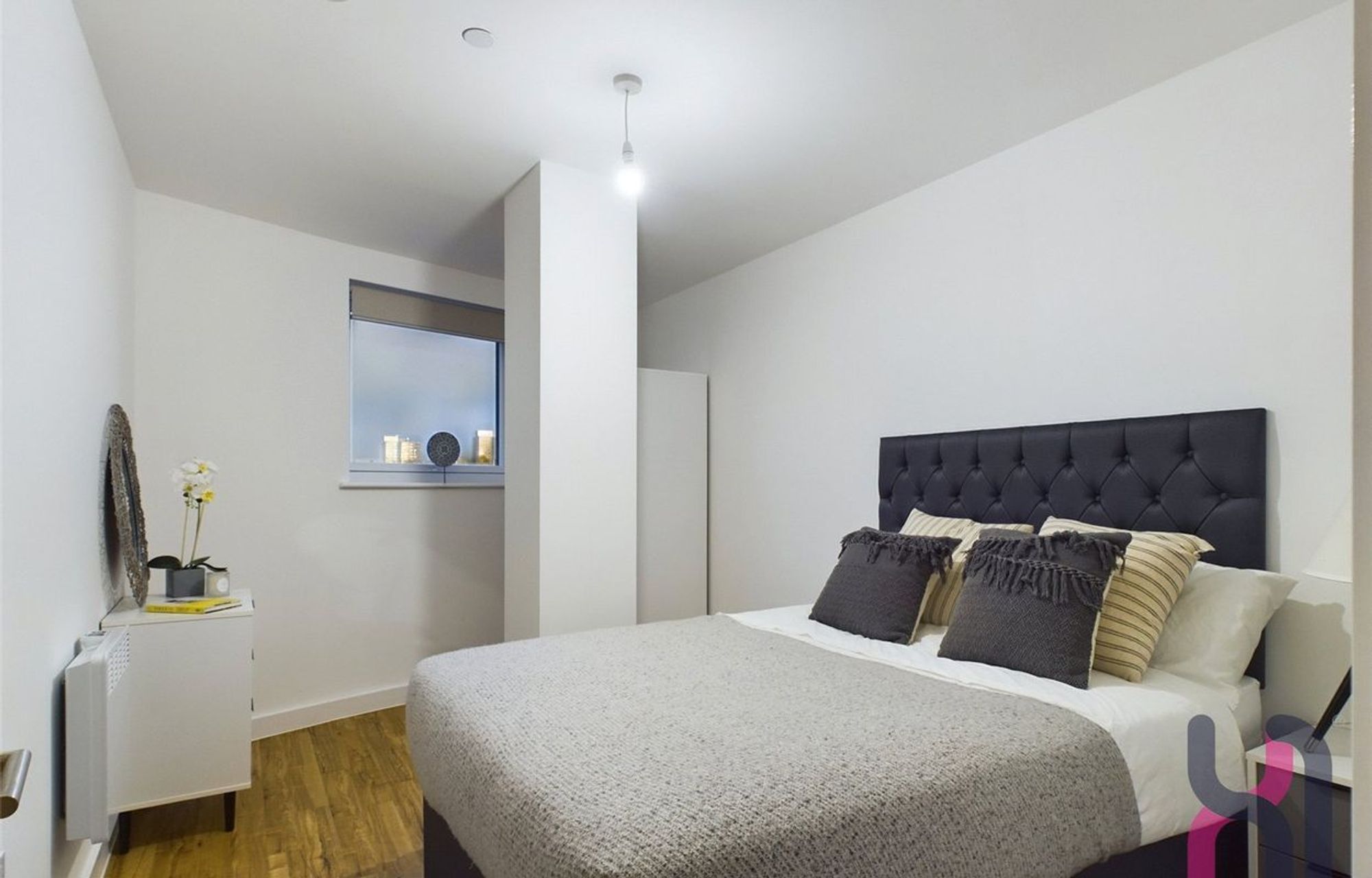 Flat Pomona Strand in Trafford